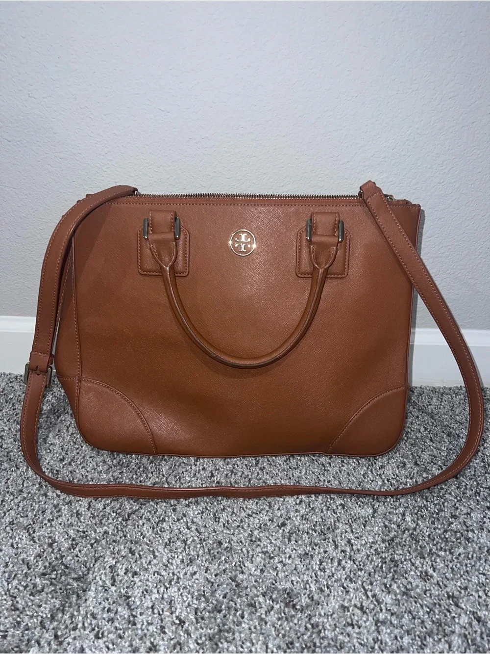 Tory Burch Robinson Double Zipper Tote Leather Bag